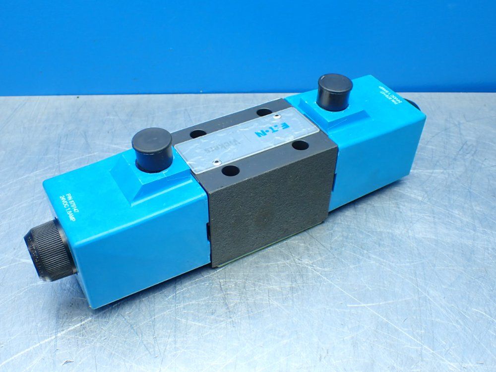 Eaton Vickers Hydraulic Directional Control Valve - Dg4v4-012c-m-u-h5-10