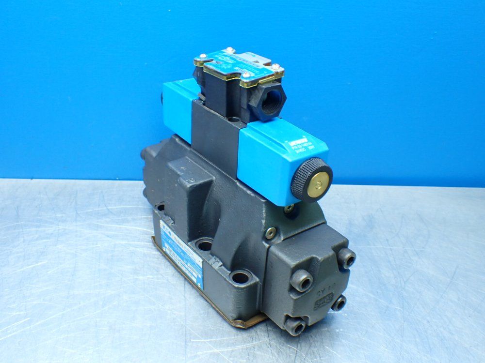Eaton Vickers Hydraulic Directional Control Valve. Dg4v36cmfwtld1h760 - Dg5v8h3ctmftwld1h10