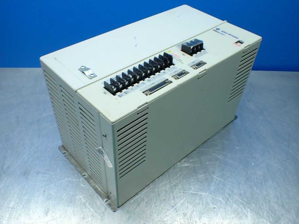 Allen-bradley Ultra3000i Digital Servo Drive. - 2098-dsd-hv220x