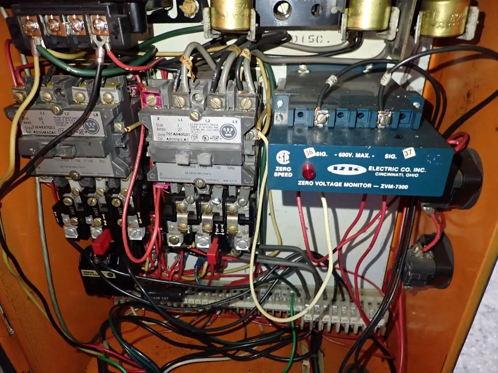 Leblond 16" X 32" Lathe