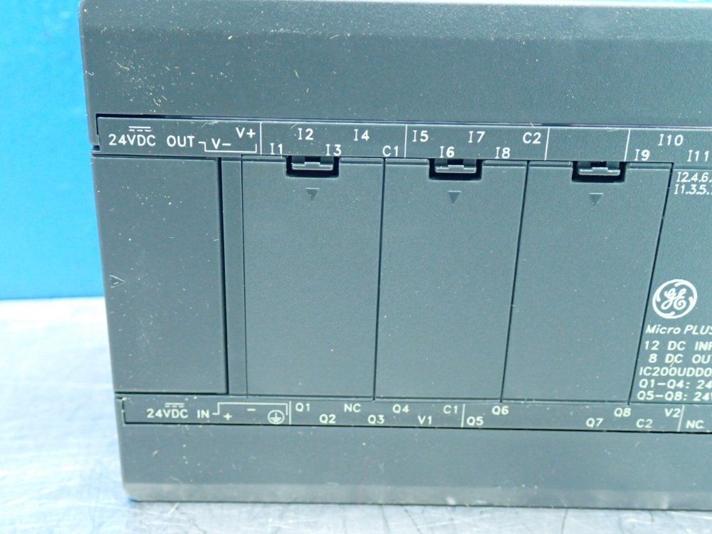 Ge Versamax 20-point Plc Micro Controller - Ic200udd020-cf