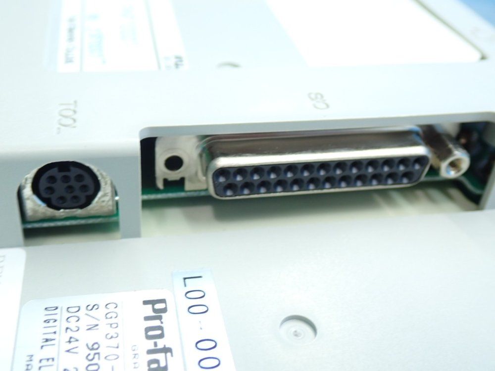 Proface Graphic Panel - Cgp370-sc12-24v