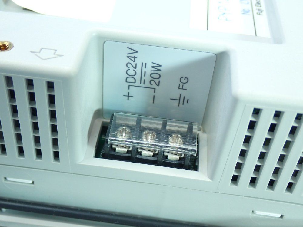 Proface Graphic Panel - Cgp370-sc12-24v