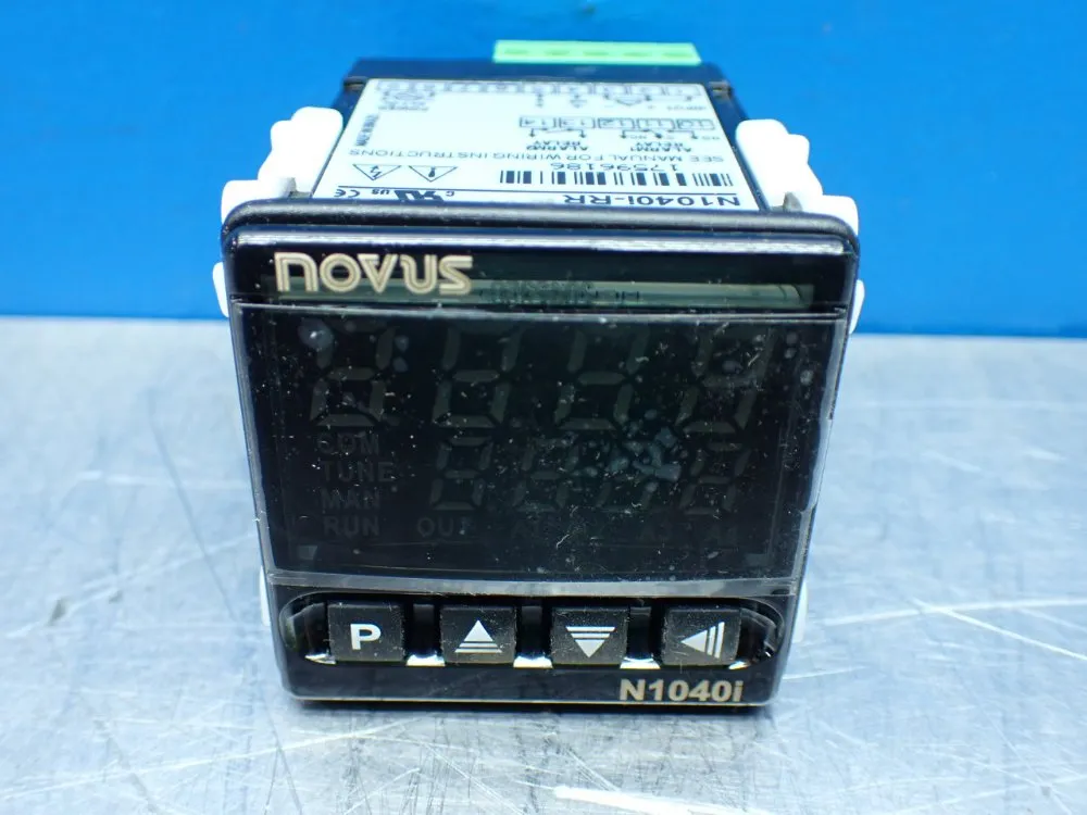 Novus Universal Indicator Panel Meter. - 8104220100