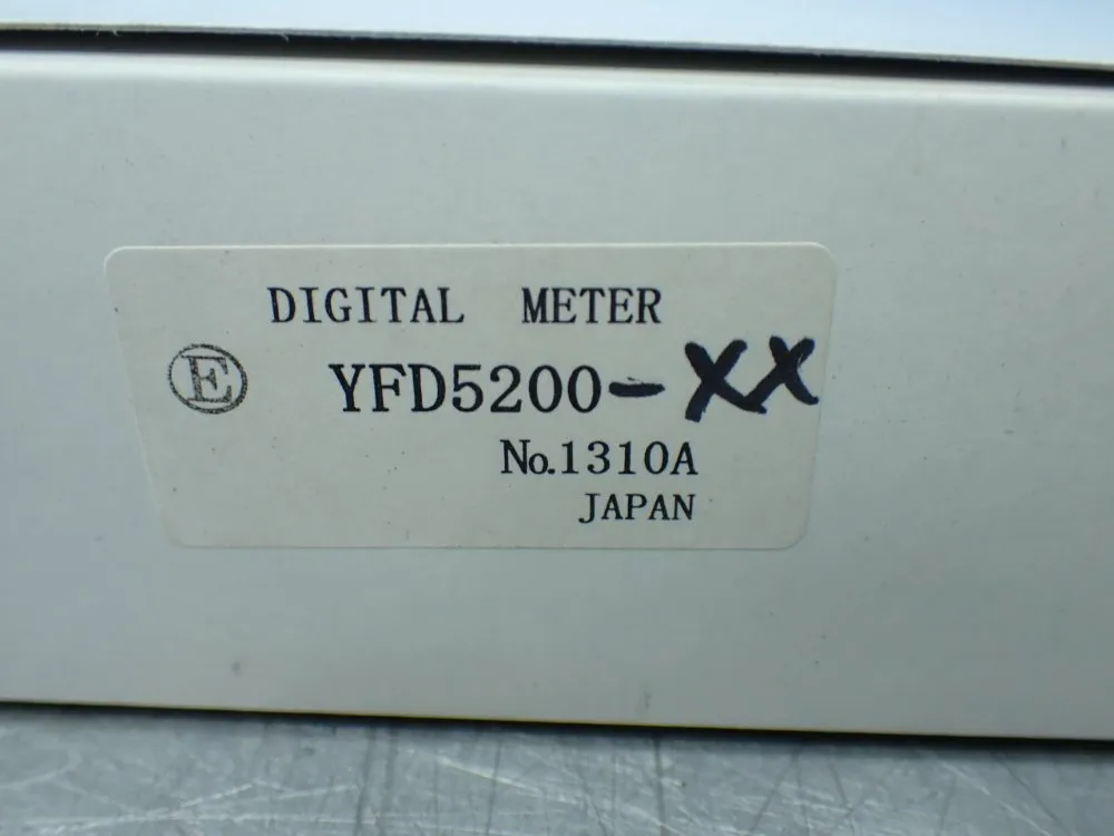 Fuji Electric 2 Panel Meters. - Yfd5200-xx