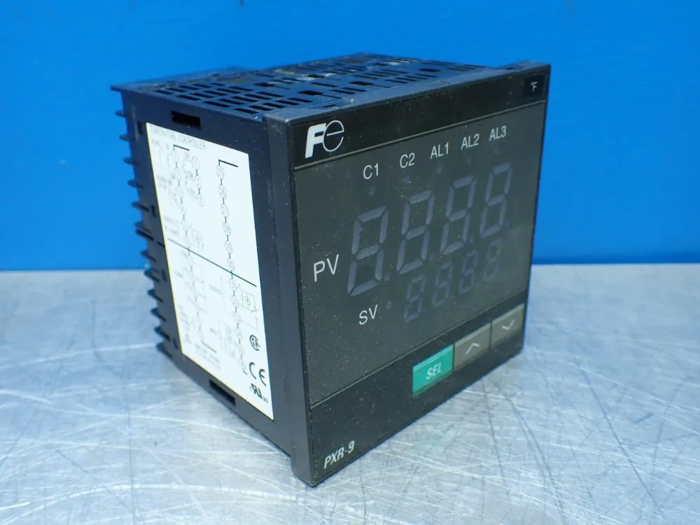 Fuji Electric Panel Mount Temperature Controller - Pxr9ray1-4vta1