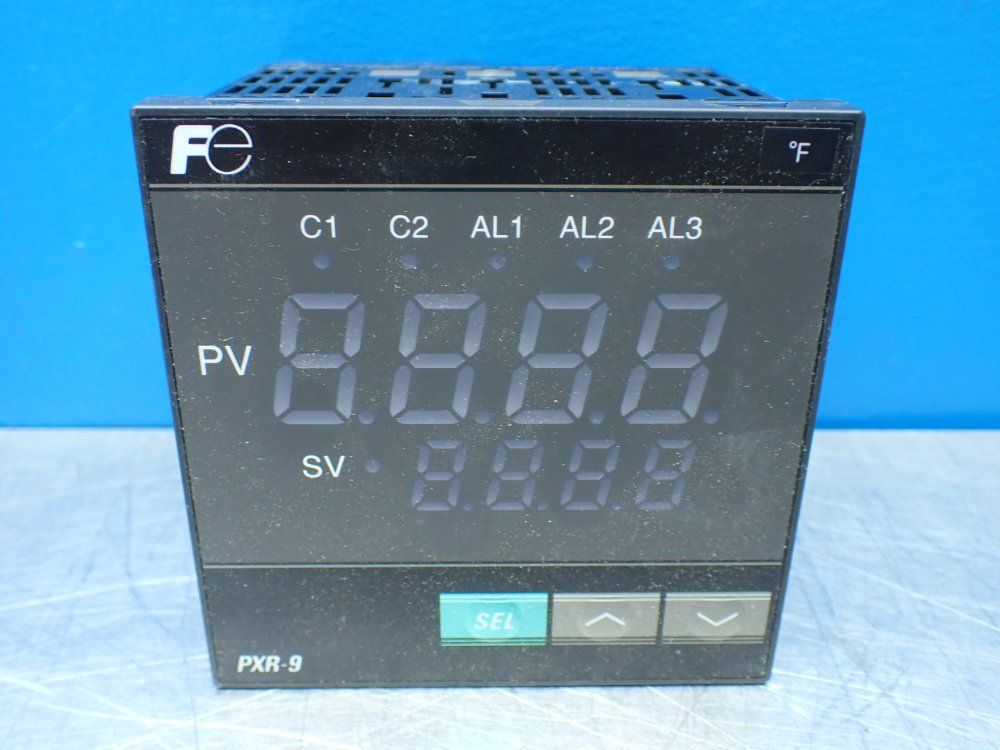 Fuji Electric Panel Mount Temperature Controller - Pxr9ray1-4vta1
