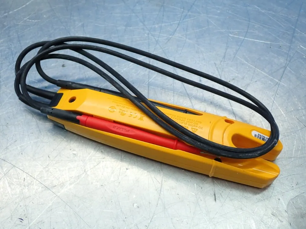 Fluke All-in-one Voltage / Continuity / Current Electrical Tester - T5-1000