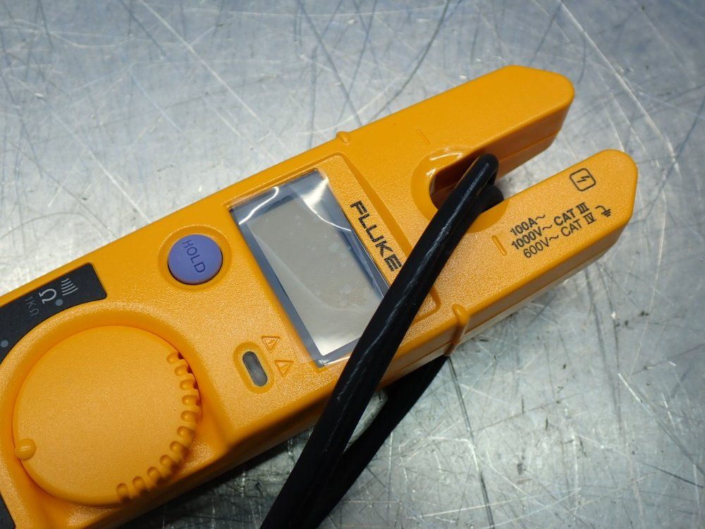 Fluke All-in-one Voltage / Continuity / Current Electrical Tester Unit - T5-600
