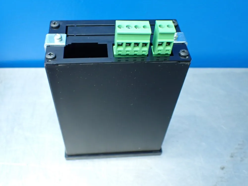 Fuji Electric 2 Panel Meters. - Yfd5100-xx