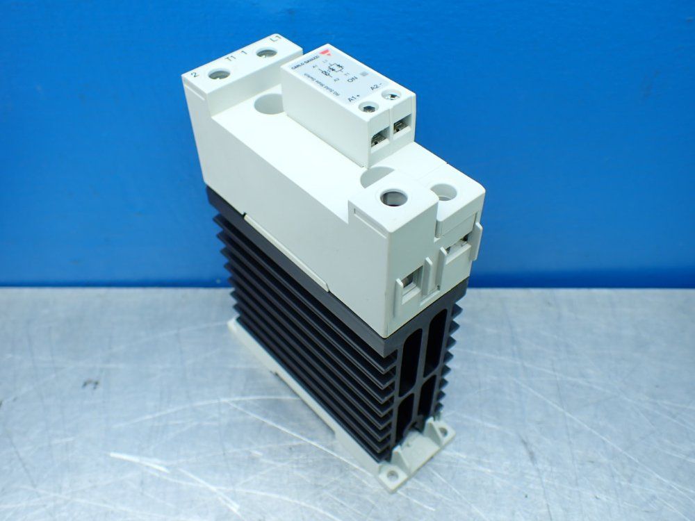Carlo Gavazzi Solid State Relay - Rgc1a60a40kgus80