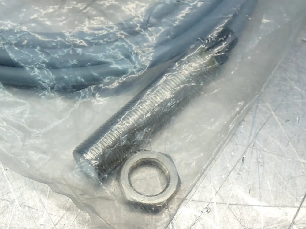 Carlo Gavazzi Proximity Switch - Ei1202pposl