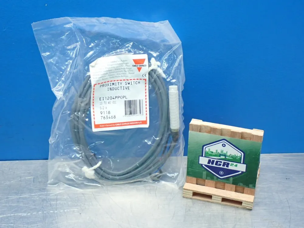 Carlo Gavazzi Inductive Proximity Sensor Switch - Ei1204pp0pl