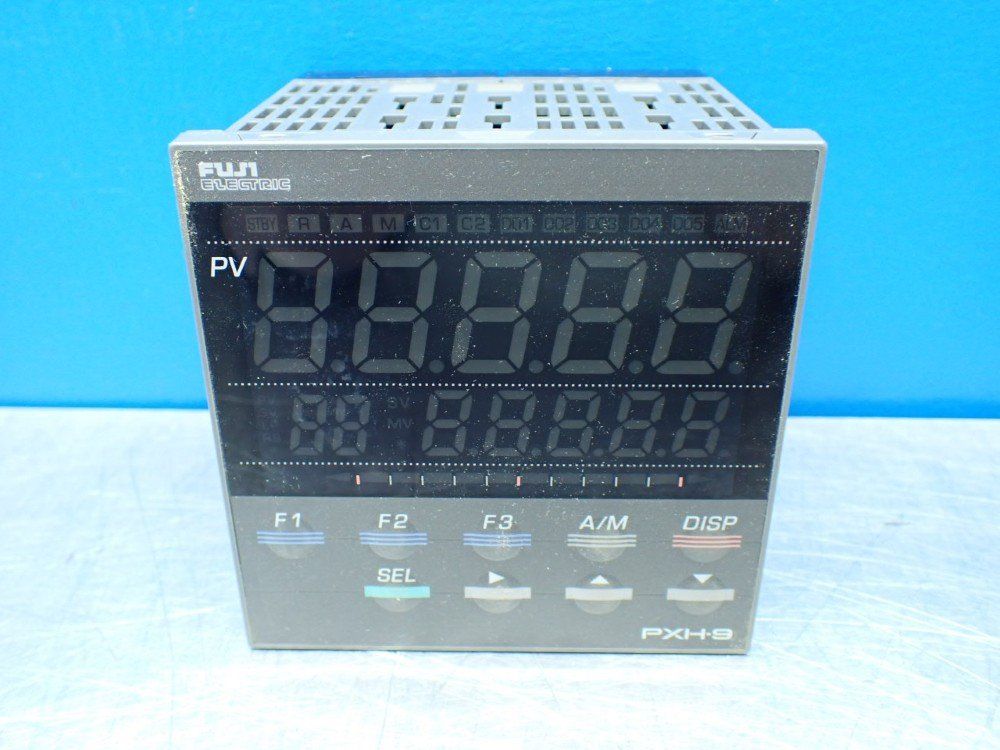 Fuji Electric Pxh Temperature Controller - Pxh9a211-av000