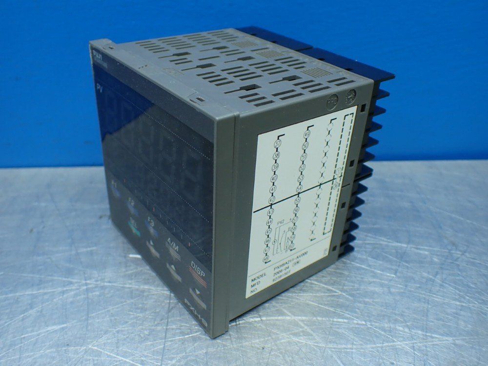 Fuji Electric Pxh Temperature Controller - Pxh9a211-av000