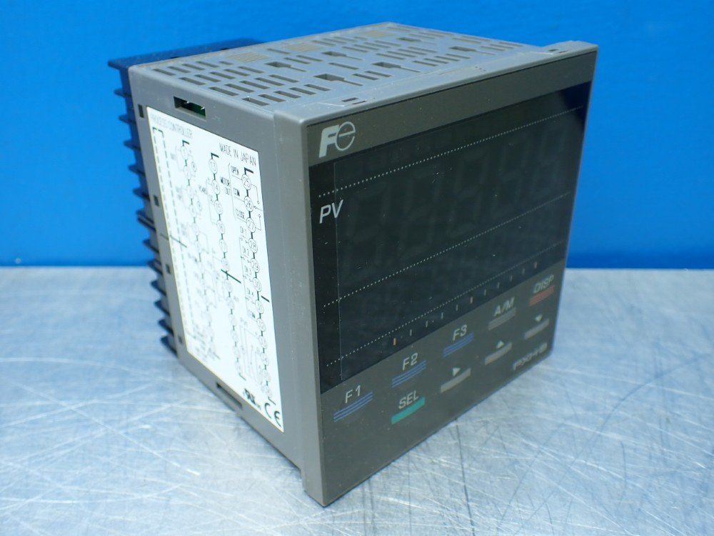Fuji Electric Temperature Controller - Pxh9d101-1v000