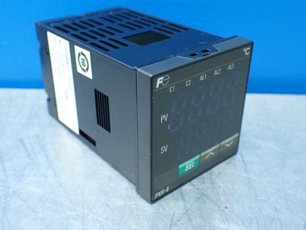 Fuji Electric Socketed Temeprature Controller - Pxr4-nas1-4v0a1