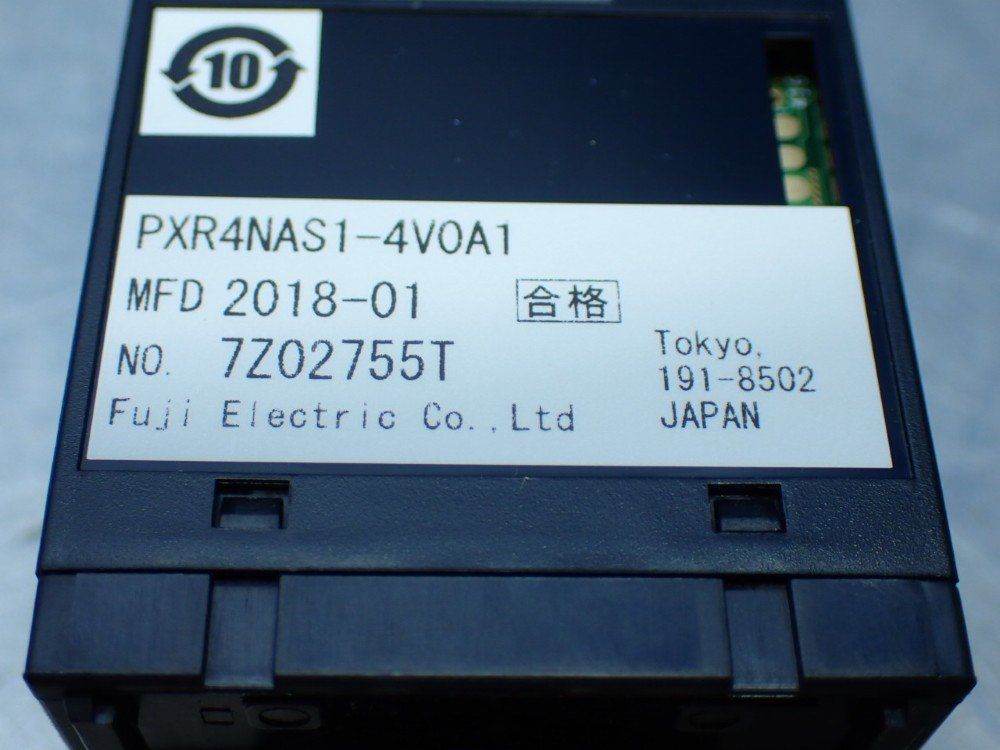 Fuji Electric Socketed Temeprature Controller - Pxr4-nas1-4v0a1