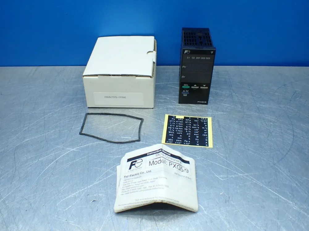 Fuji Electric Temperature Controller - Pxg5cyf1-ovya1