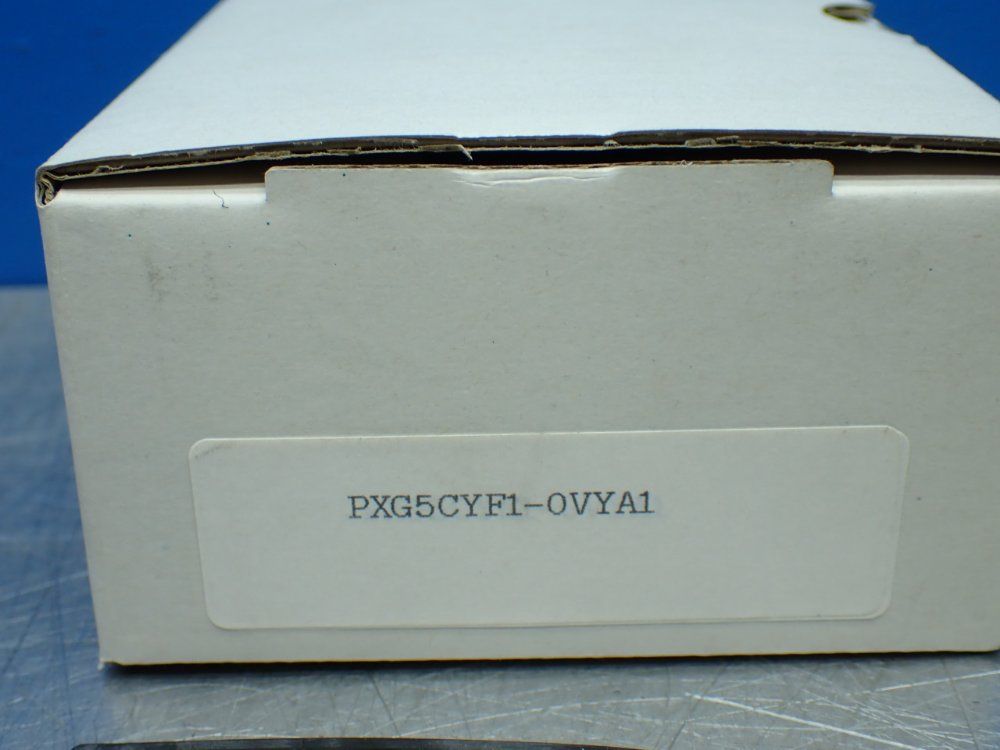 Fuji Electric Temperature Controller - Pxg5cyf1-ovya1