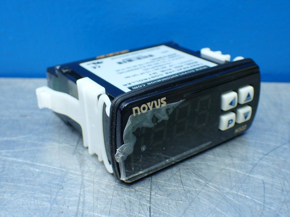 Novus Temperature Controller - 8032201024