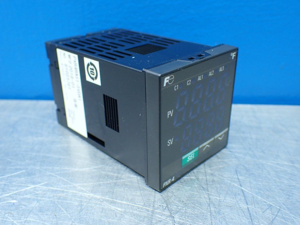 Fuji Electric Panel Mount Temperature Controller - Pxr4ras1-5v0a1