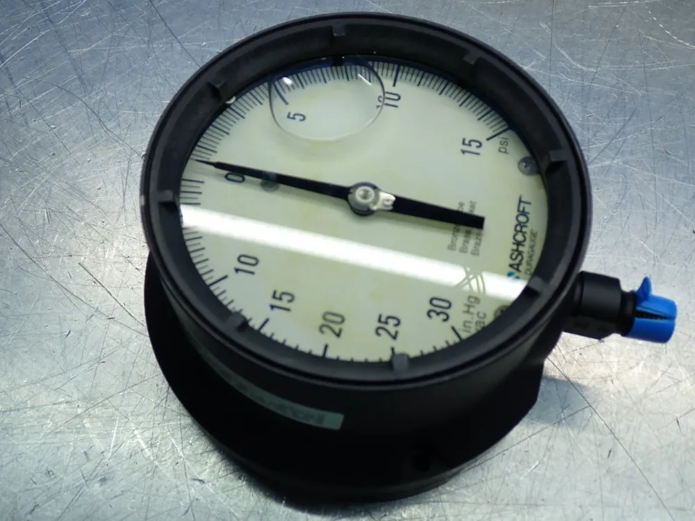 Ashcroft Pressure Gauge Valve Unit, 2pcs - 45-1379-a8l-02l-30imv&15#