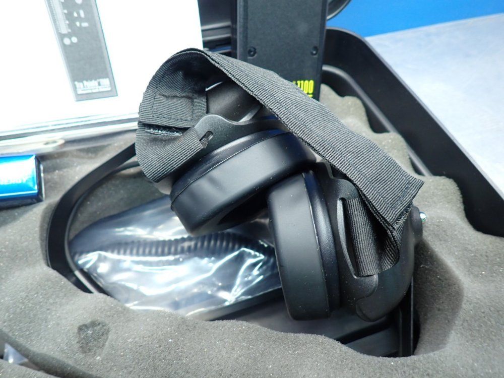 Bacharach Tru Point 1100 Ultrasonic Leak Detector - 28-8002