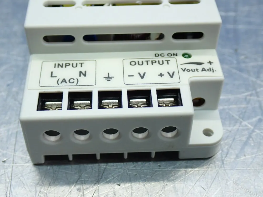 Carlo Gavazzi Enclosed Type Switching Power Supply - Spp1-24201