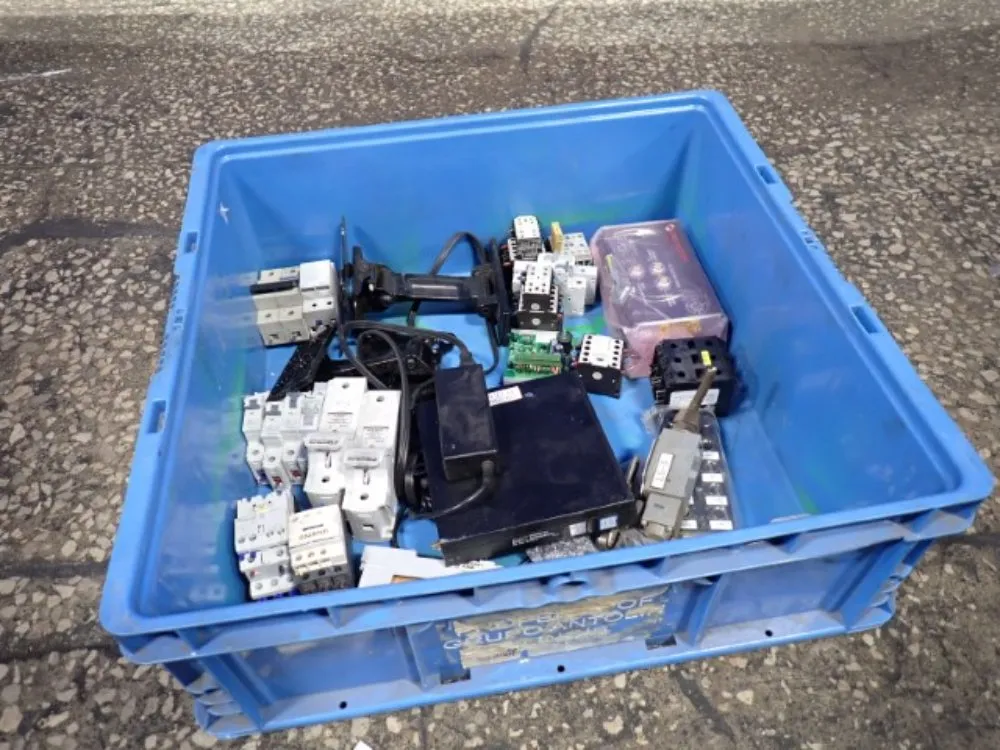 Ferraz Shawmut, Perceptron, Peerless Circuit Breaker, Mounts, Modems, Repeater Enclosure