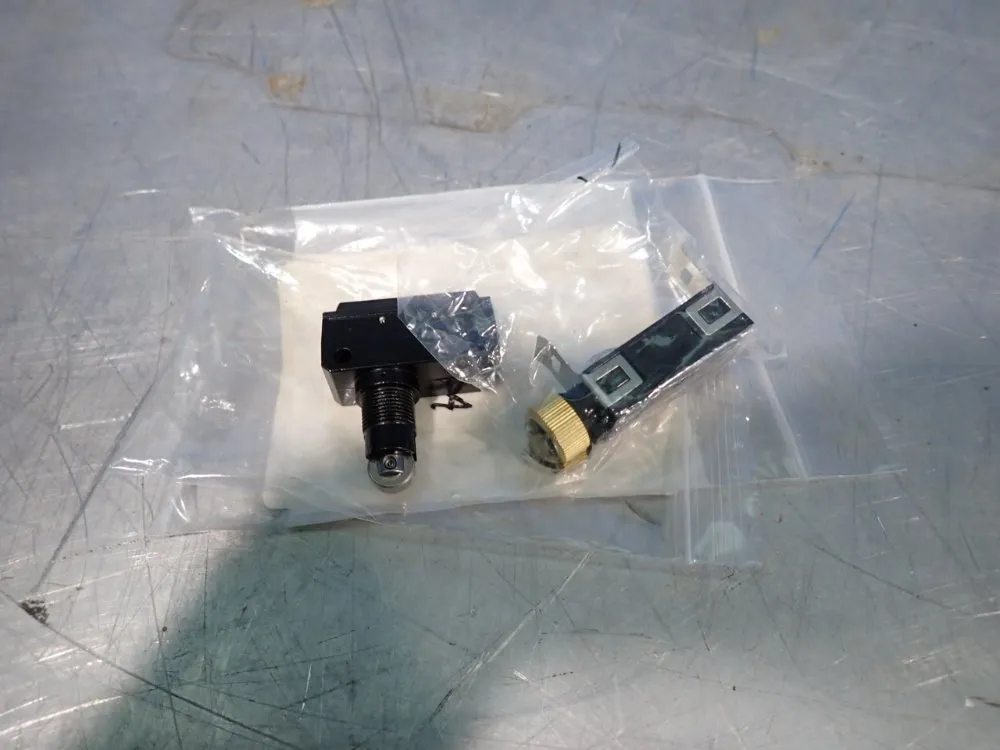 Azbil Horizontal Limit Switch - Sl1-a