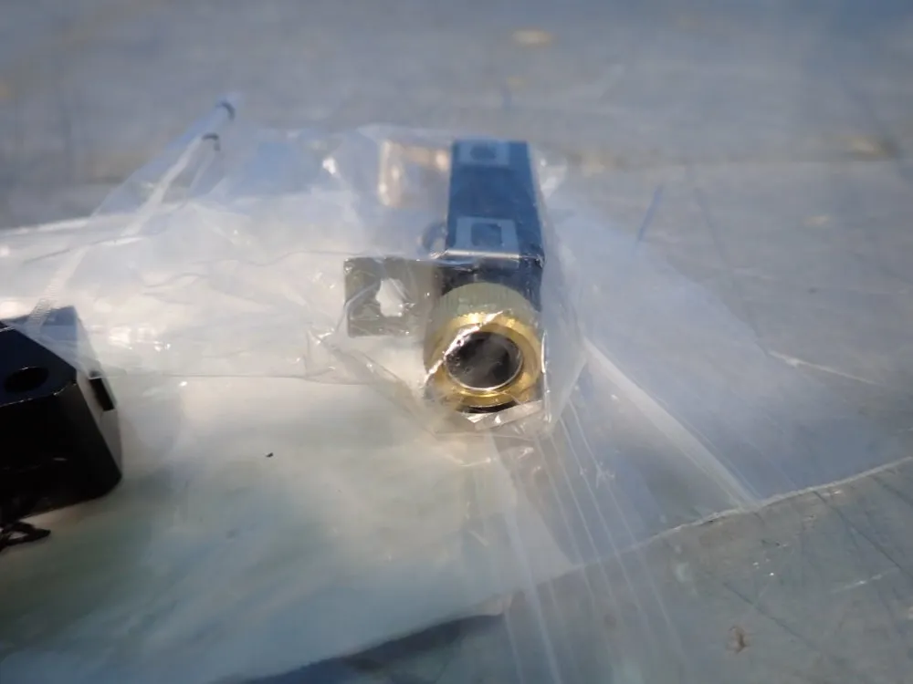 Azbil Horizontal Limit Switch - Sl1-a