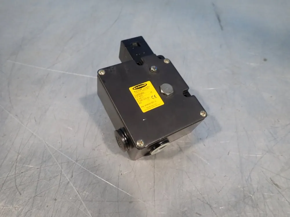 Banner Safety Interlock Switch - Si-qm100amsg