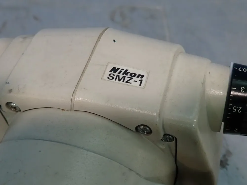 Nikon Stereo Microscope - Smz-1