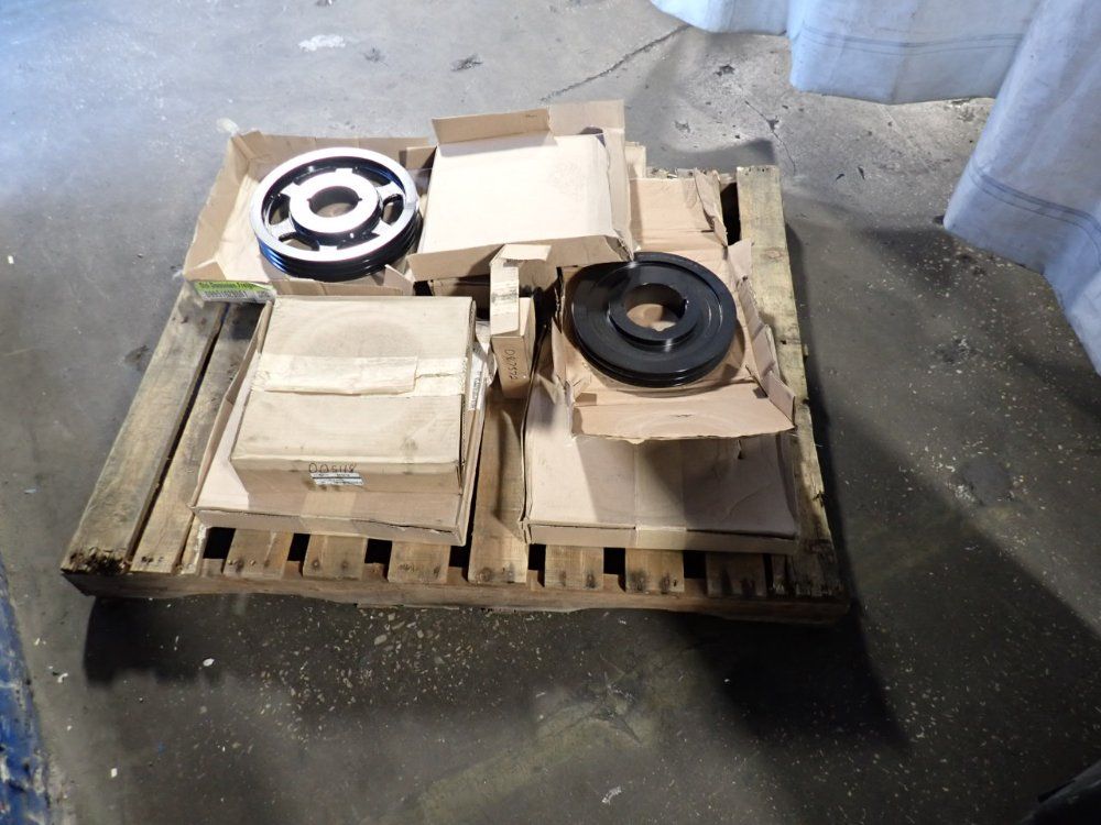 Dodge Crankshaft Pulley - 111007