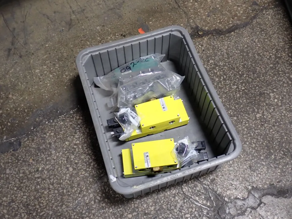 Ross Cross Mirror Double Valve