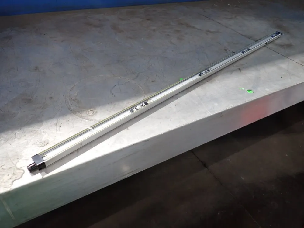 Banner 44 1/2"x1" Light Curtain - Wls28-2cg1130xq