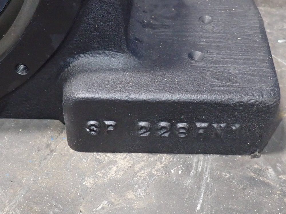 Ntn 5" Pillow Block Bearing Housing - Sp 228fn1