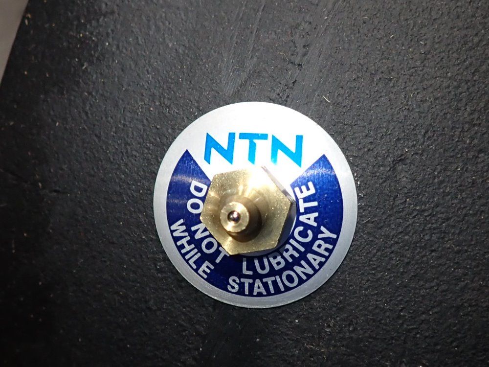 Ntn 5" Pillow Block Bearing Housing - Sp 228fn1