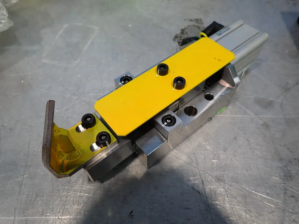 Smc Air Cylinder - Cq2b40-50dcmz