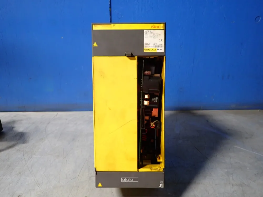 Fanuc Servo Power Converter - A06b-6110-h030