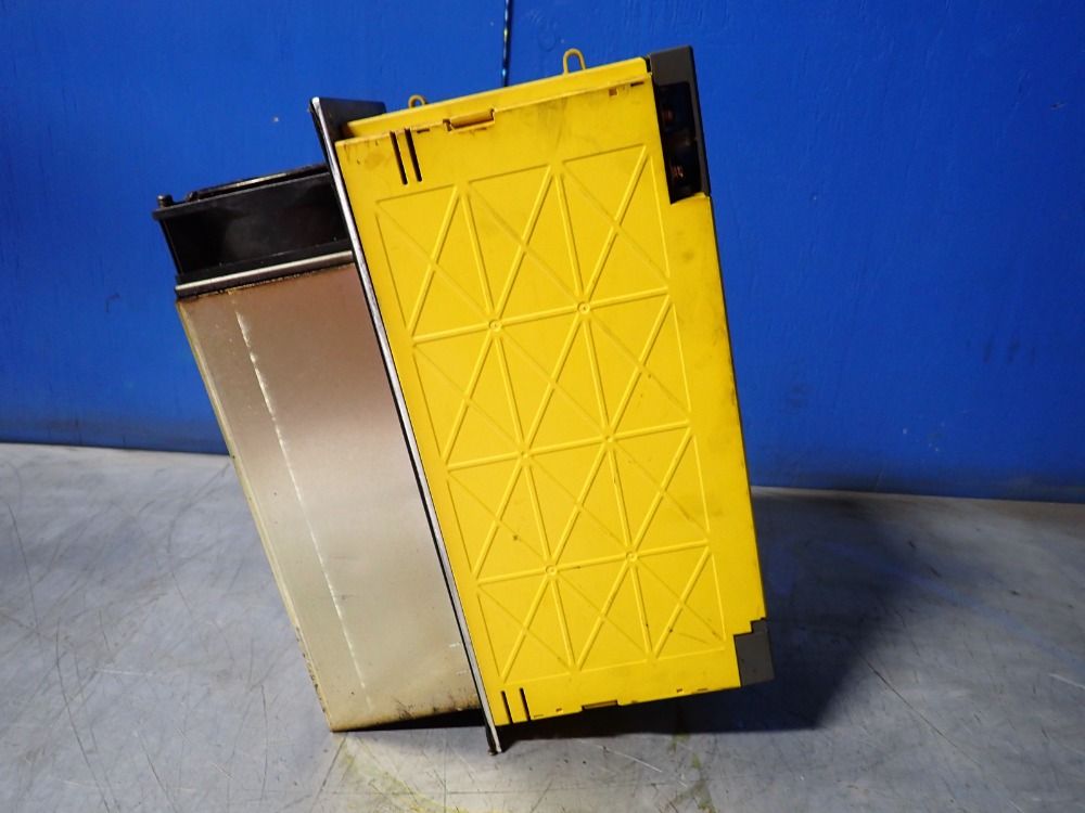 Fanuc Servo Power Converter - A06b-6110-h030