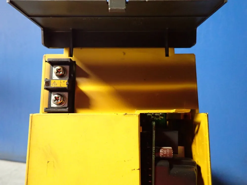 Fanuc Servo Power Converter - A06b-6110-h030