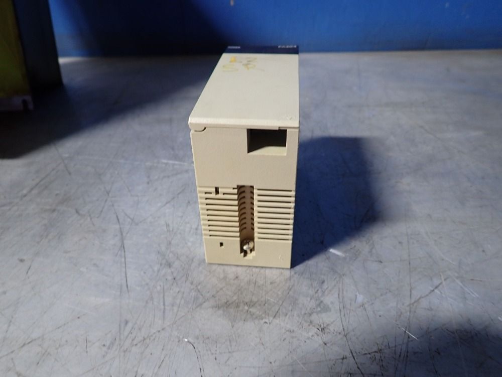 Omron 30 W Power Supply Unit - C200hw-pa204