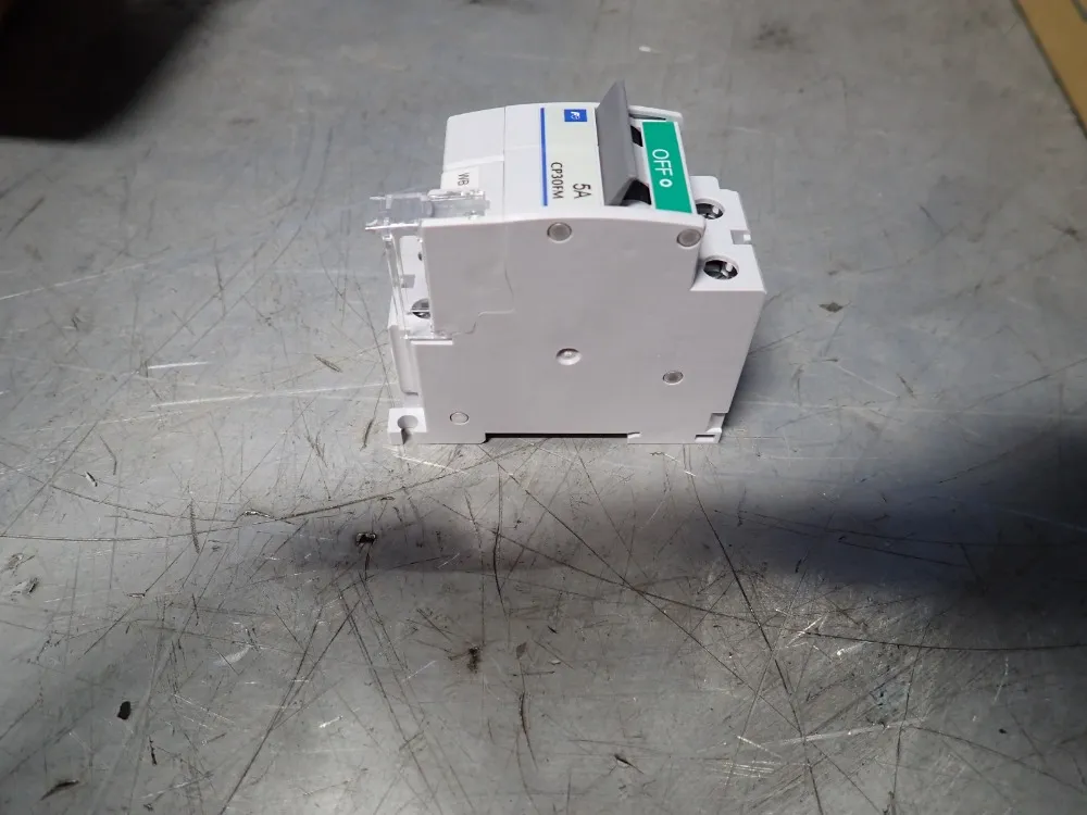 Fuji Electric Circuit Protector - Cp30fm-2p005
