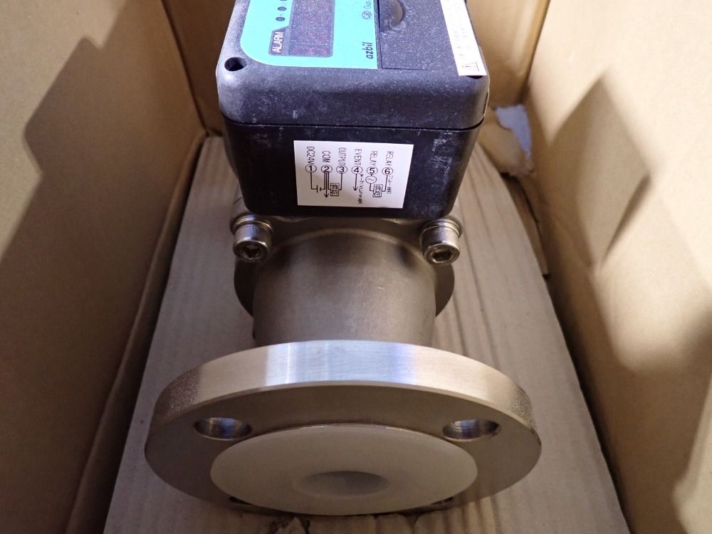 Azbil Corporation Gas Flow Monitor - Cmg501a080110000