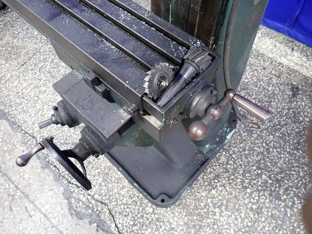 Powermatic 8" X 32" Vertical Mill - Mvn