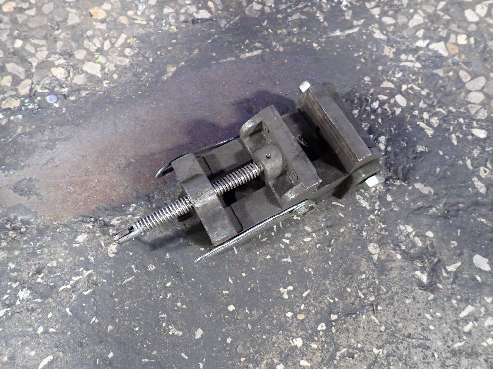 4" 4" Vise