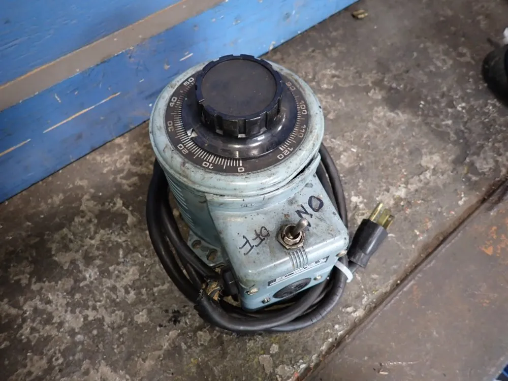 The Superior Electric Co 1.4 Kva Autotransformer - 3pn117c