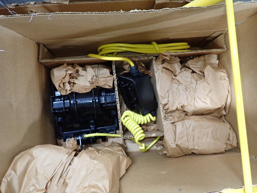 Fostoria Portable Light Cart - Pul-1000q-ca